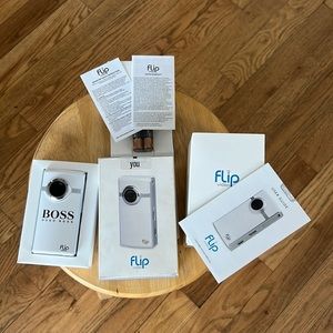 Boss Flip video camera